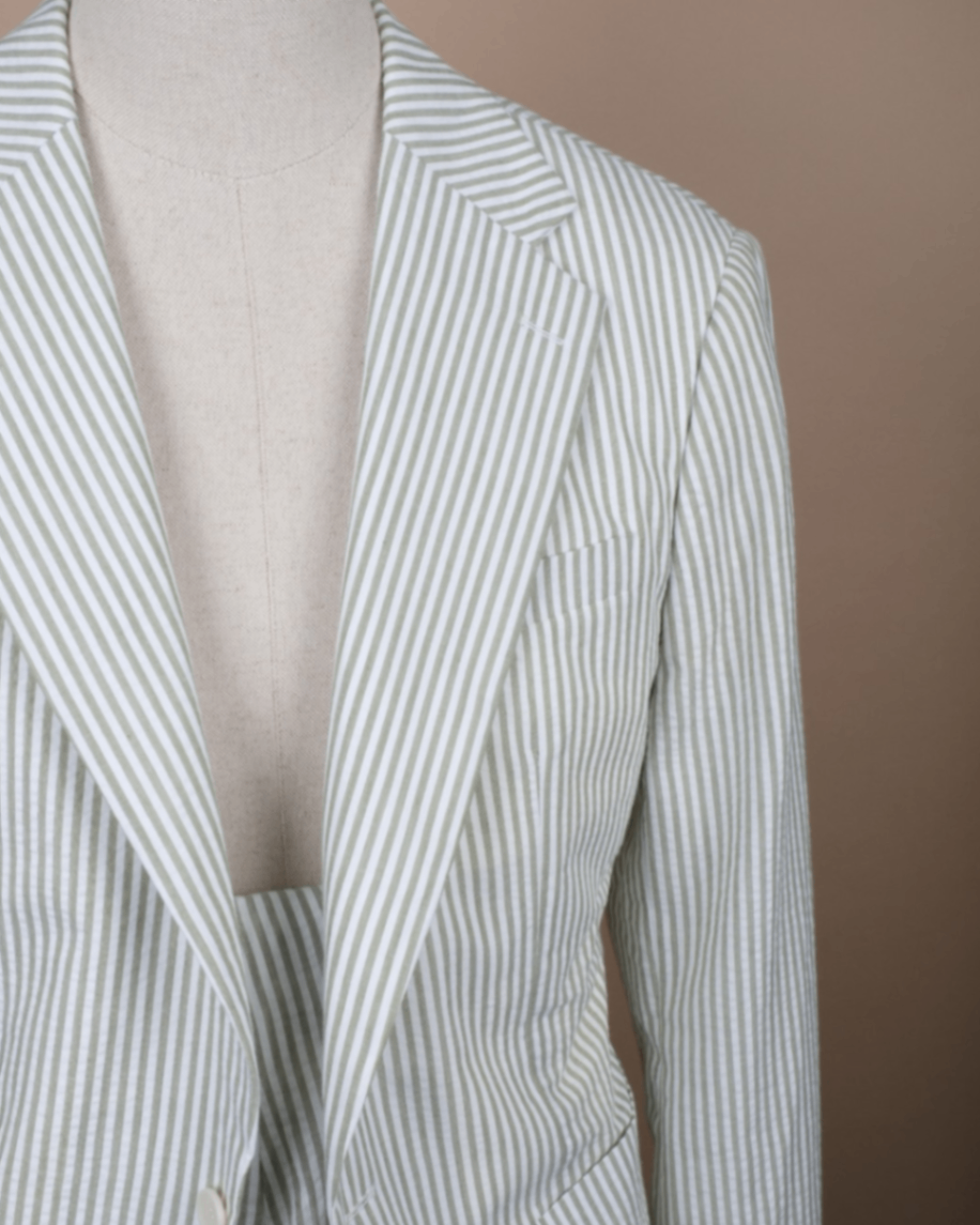 Off-white/Pale Green Seersucker Suit