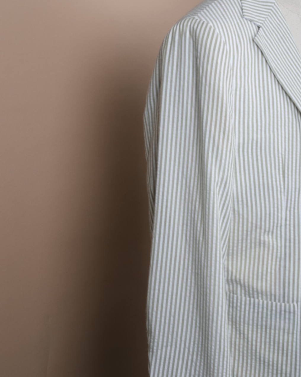 Off-white/Pale Green Seersucker Suit