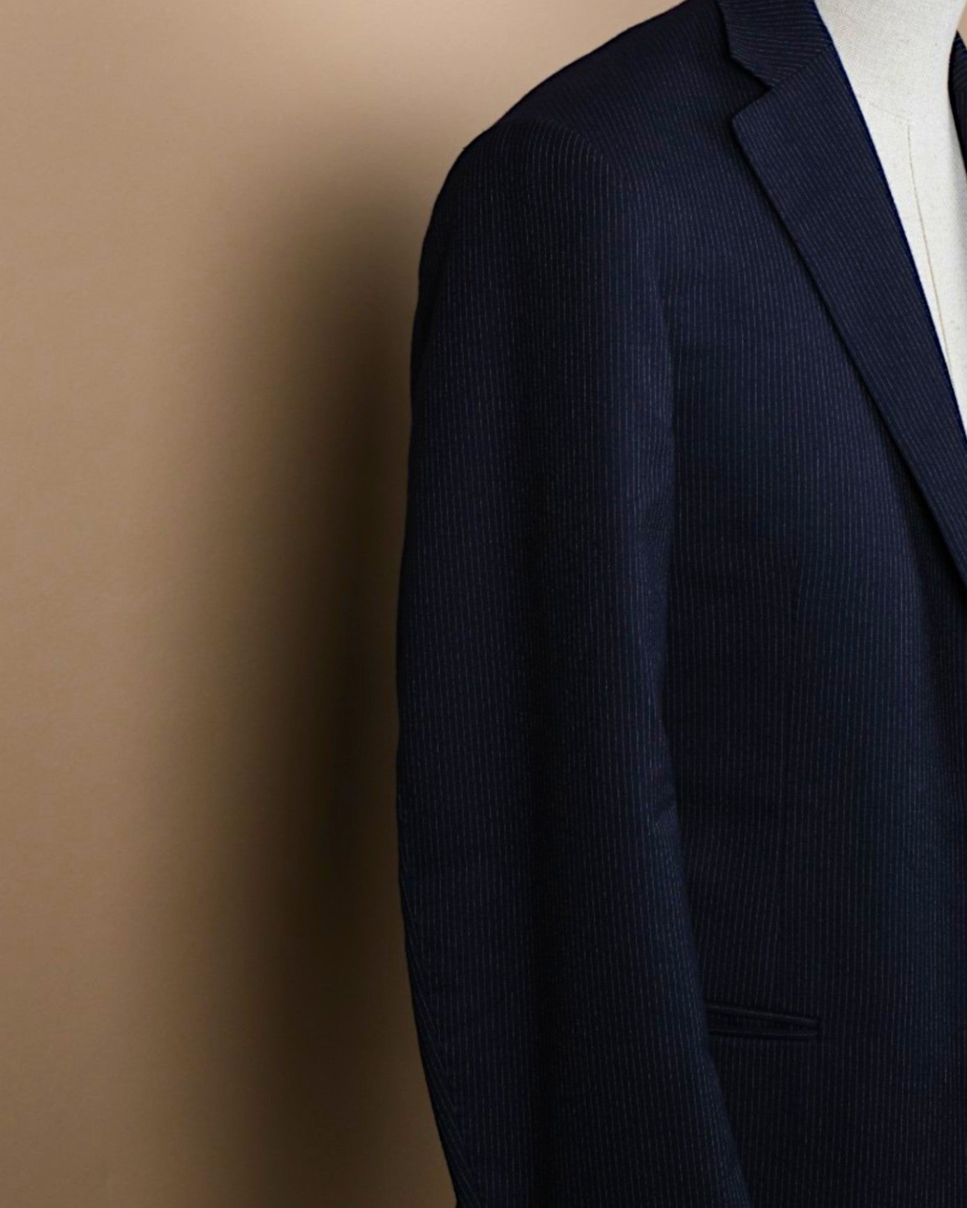 Navy Hairline Stripe Super 120´s Suit