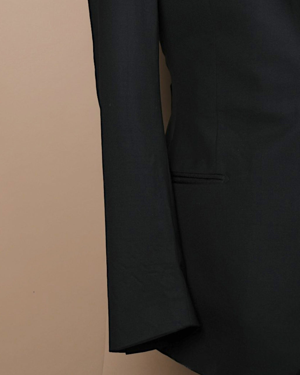 Black Super 150´s Peak Lapel Tuxedo