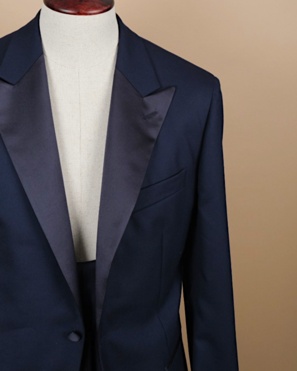 Midnight Blue Peak Lapel Tuxedo