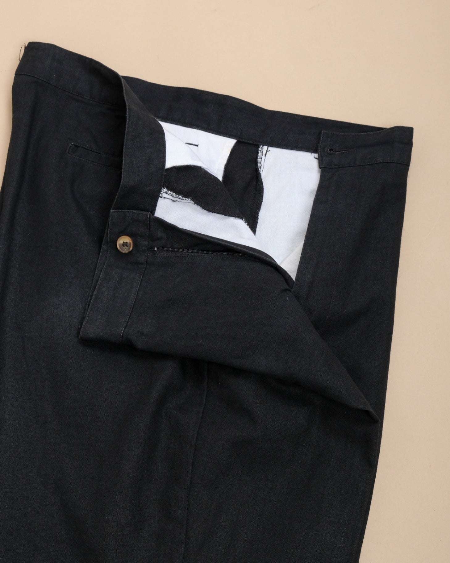 Black High-Rise Pleated Lightweight Trousers