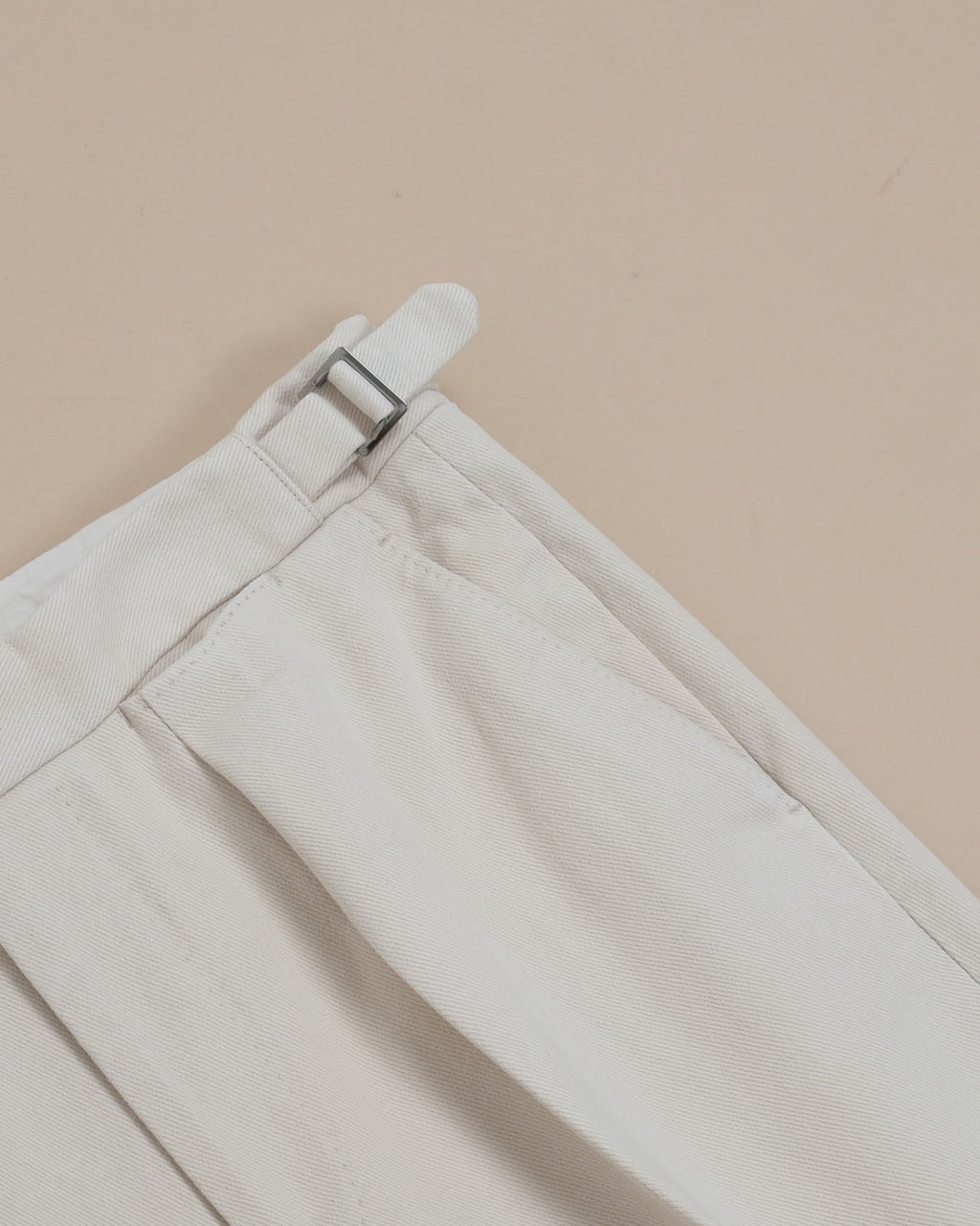 Light Beige Sturdy Twill High-Rise Pleated Trousers