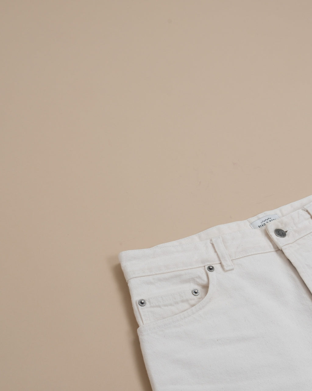 Ecru Denim High-Rise Arthur Jeans