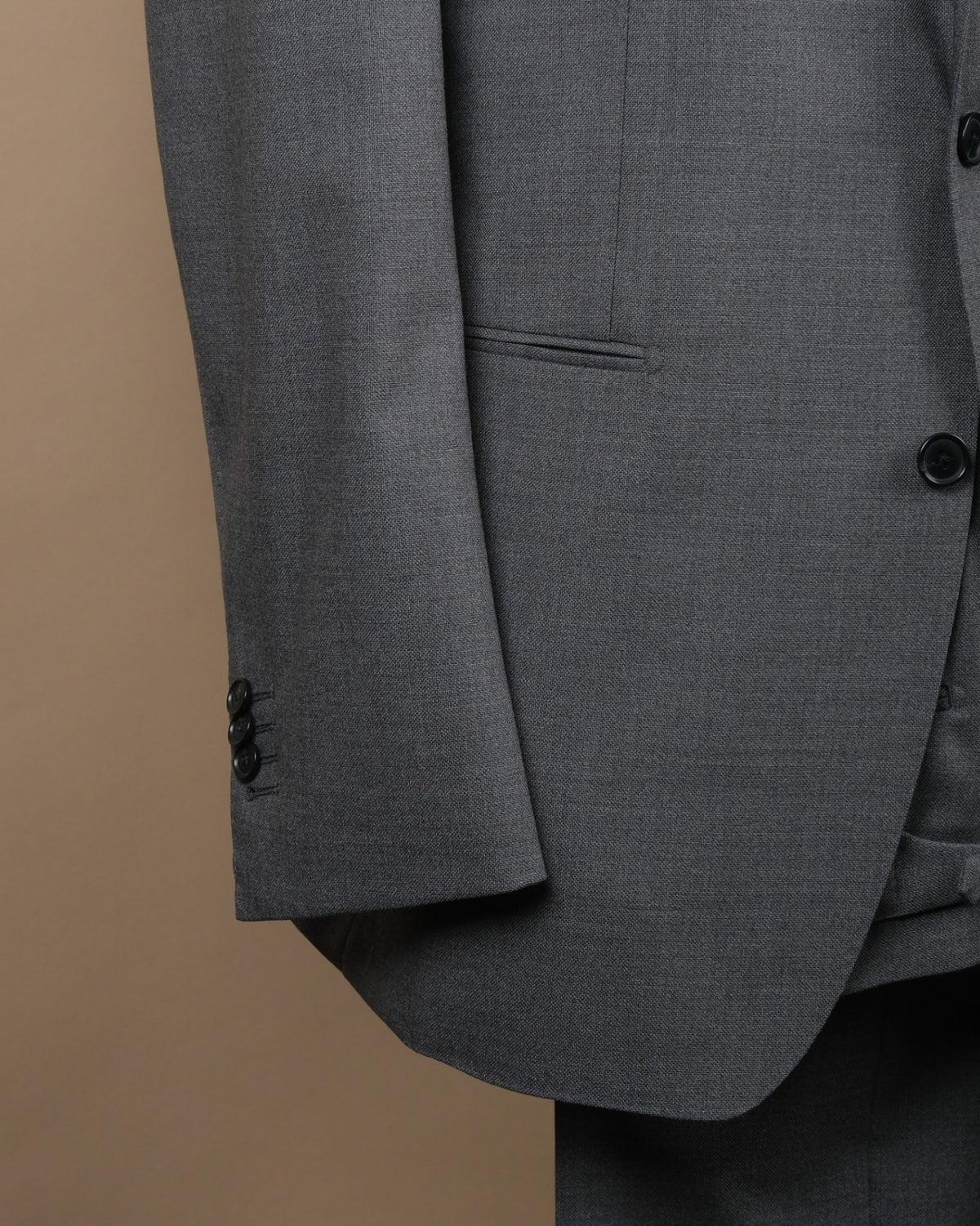 Grey High-Twist Wool Suit