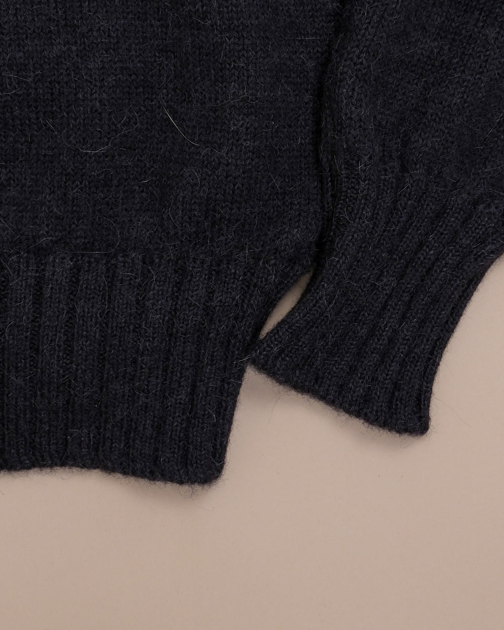 Nero Nonpareil Cortina Crewneck