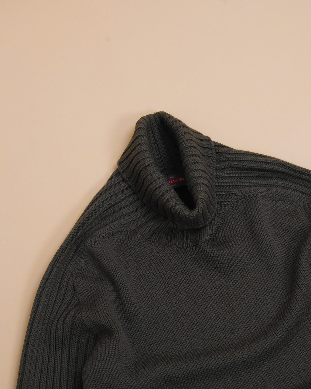 Military Green Rain Wool Rollneck