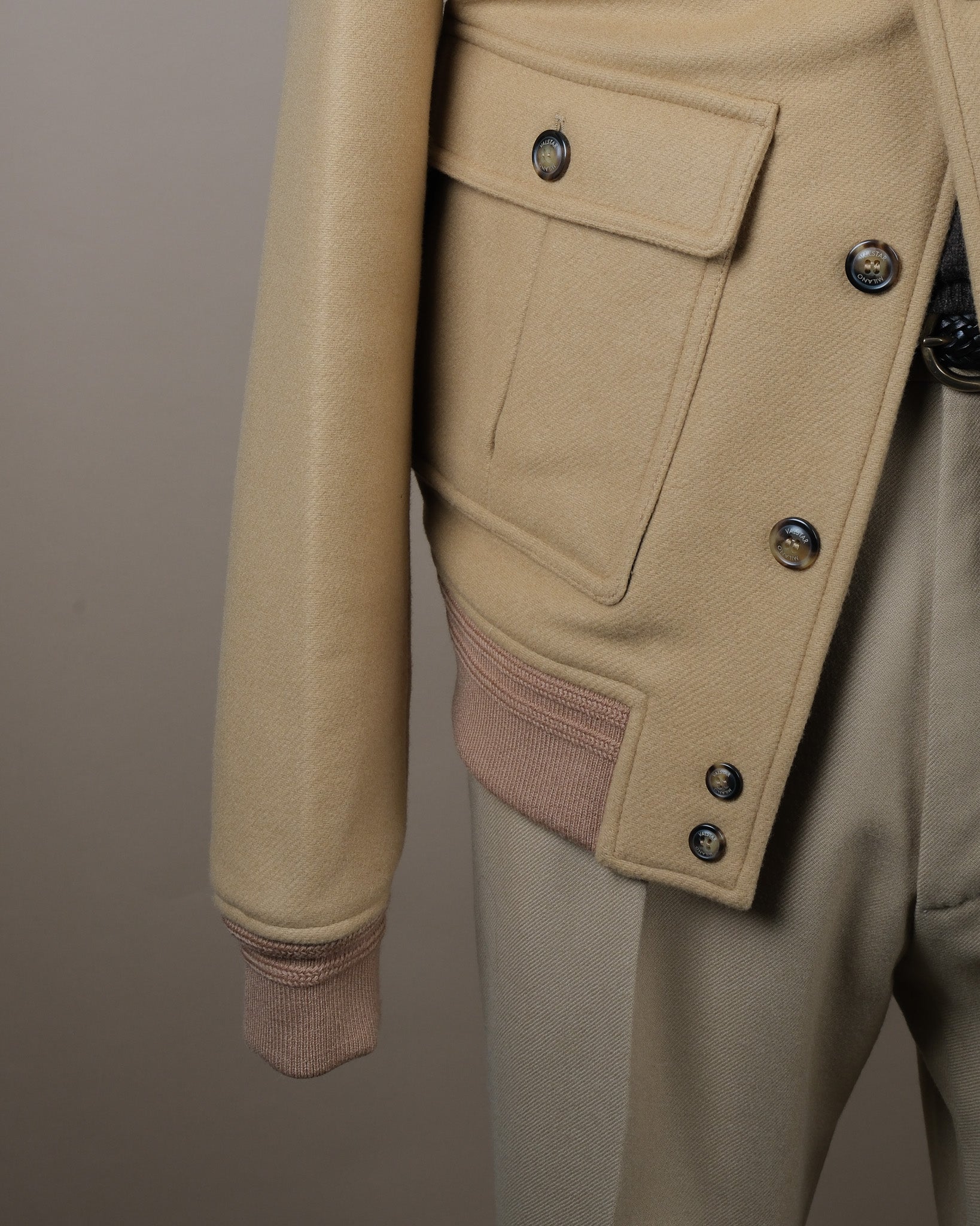 Camel Virgin Wool Valstarino