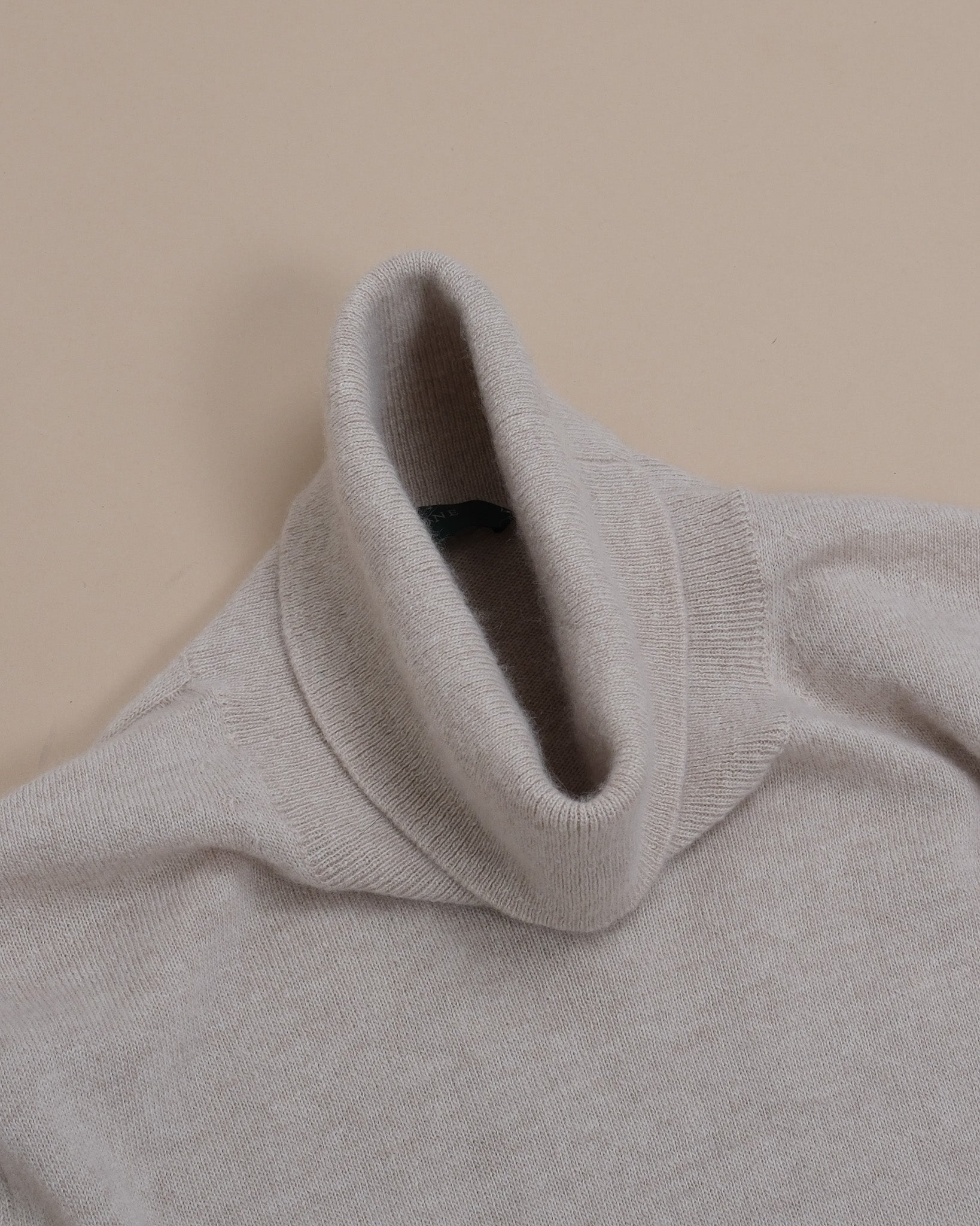 Light Beige Virgin Wool/Cashmere Rollneck