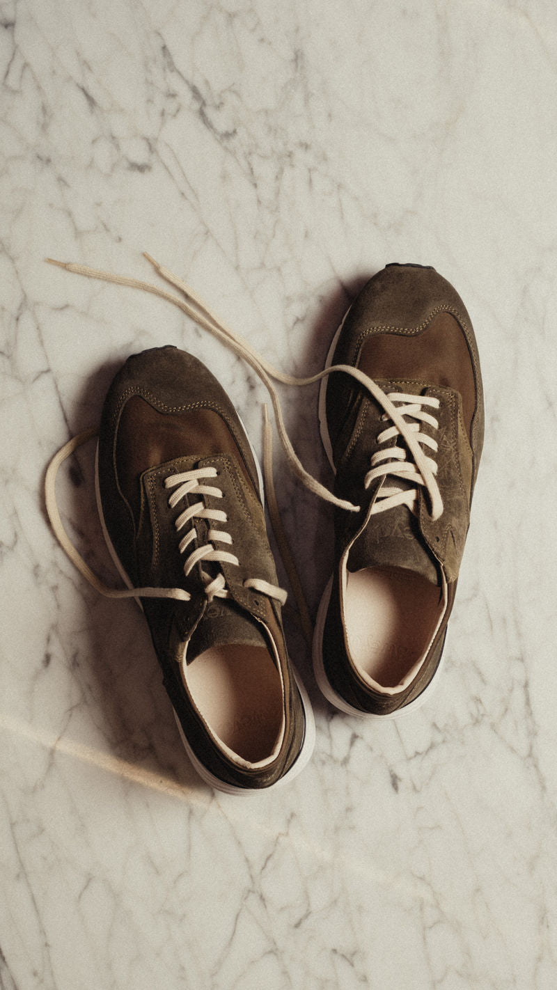 Leaf Suede Way Running Sneakers