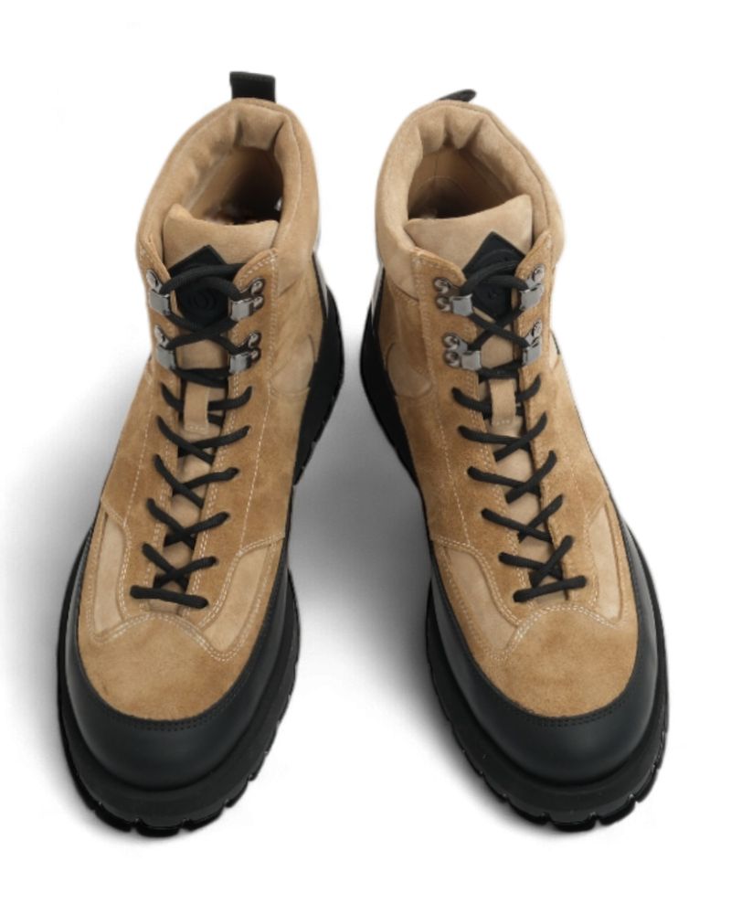 Sand Suede Berg Boots