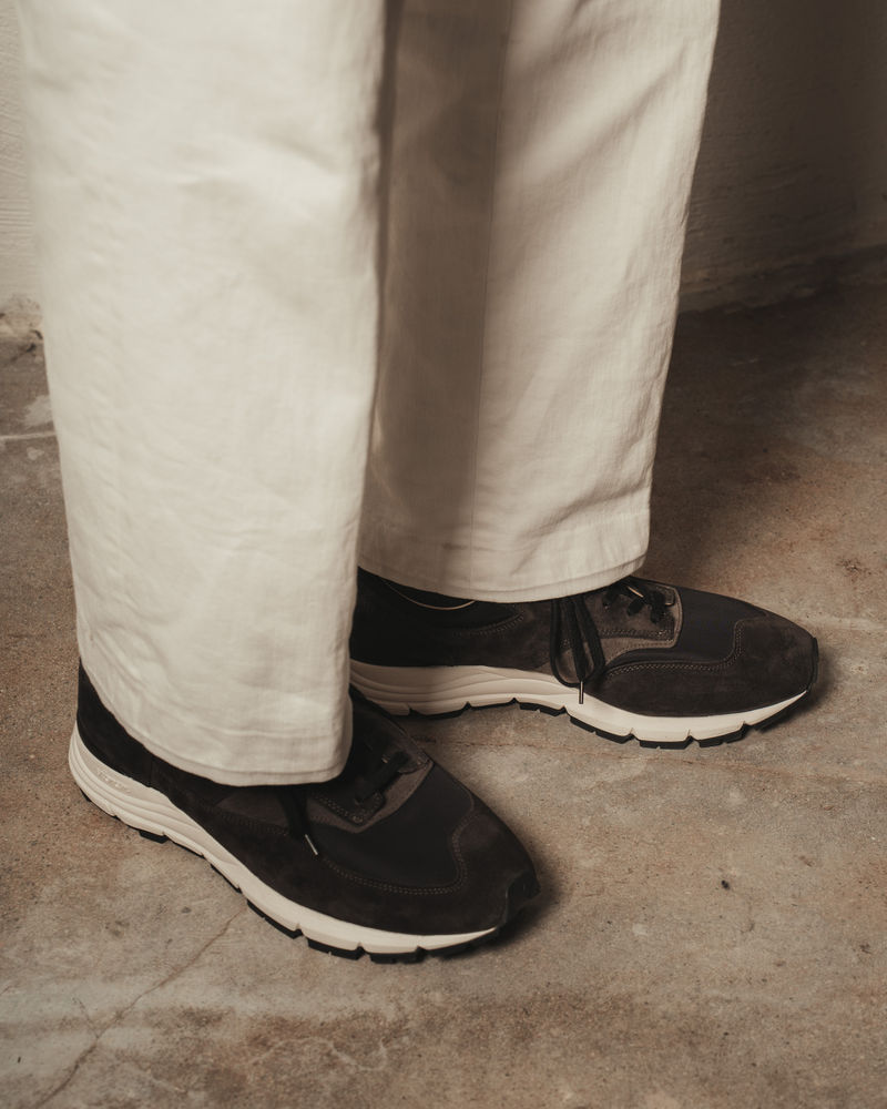 Faded Black Suede Way Running Sneakers